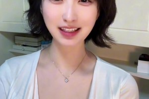 懂球小姐姐：77怎么最后一下软了！我从没见艾顿挡拆这么好